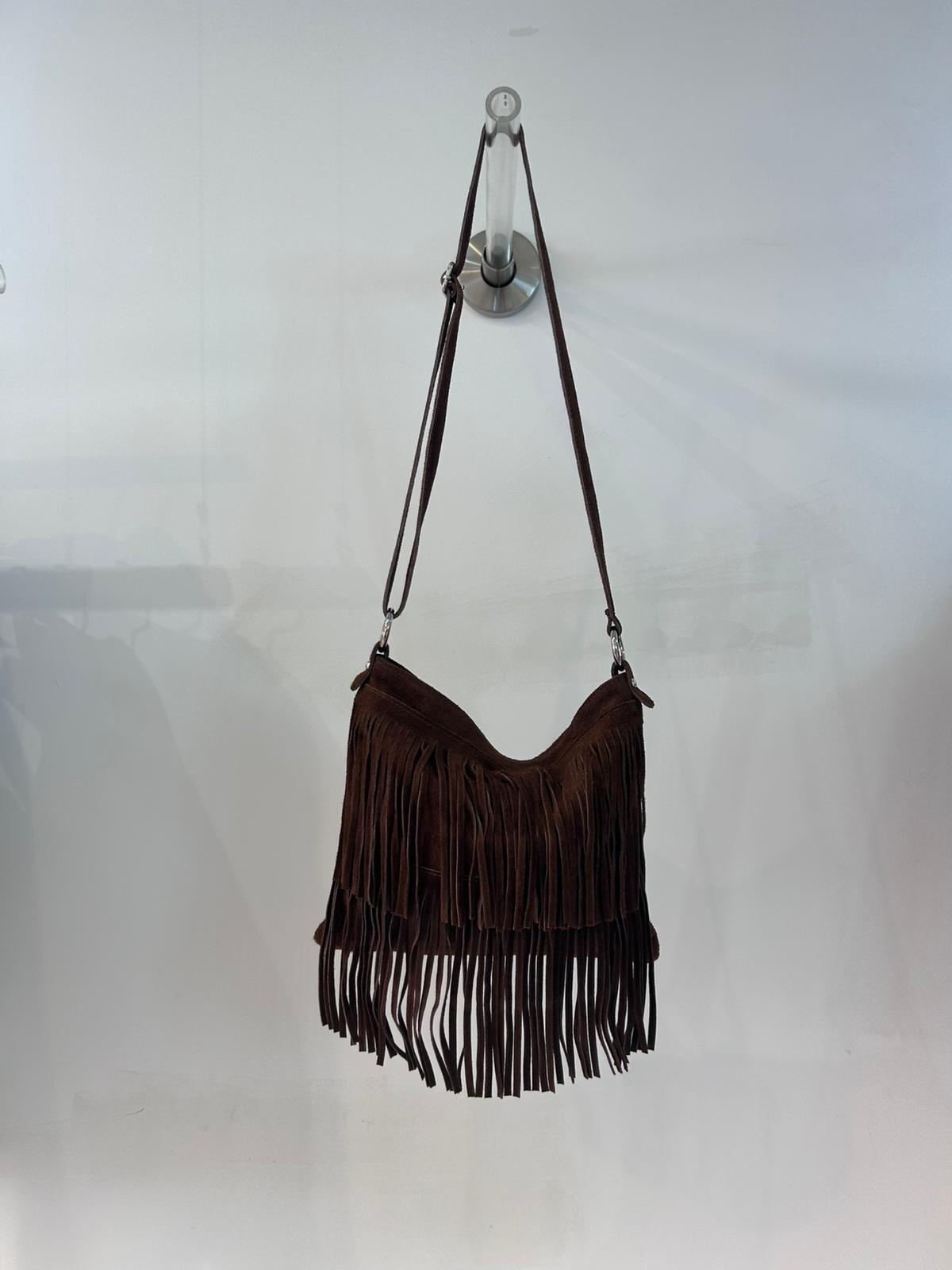 Borsa in pelle marrone scamosciata con frange€39.90