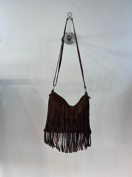 Borsa in pelle marrone scamosciata con frange€39.90