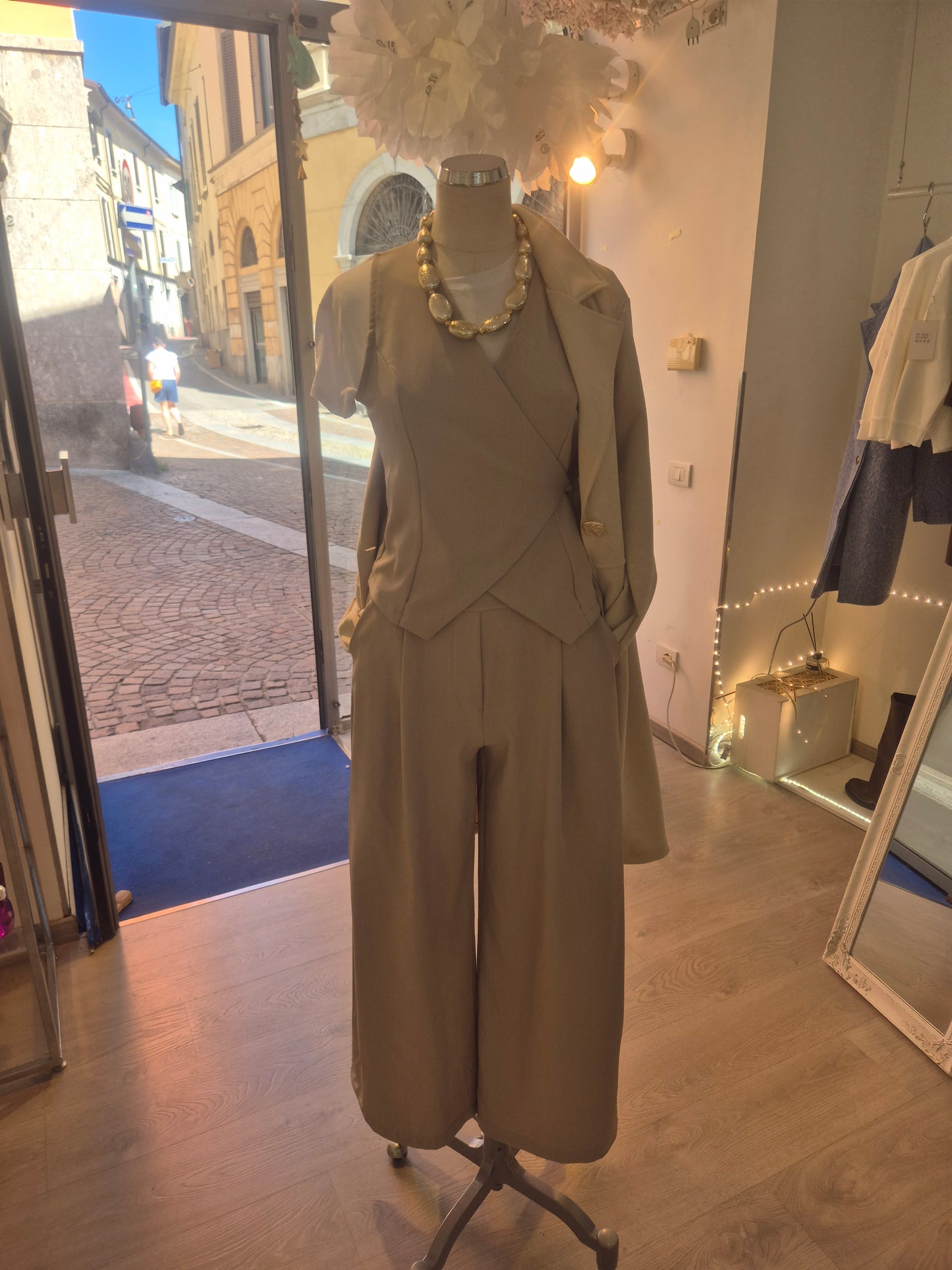 Completo gilet e pantalone €59,90