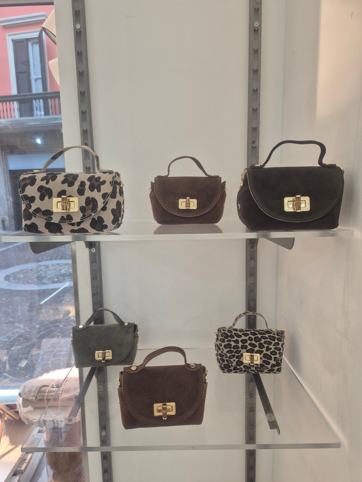 Borse mini in pelle €32,00